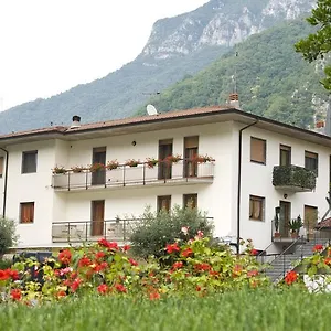 La Martina Nocleg ze śniadaniem Vigano San Martino